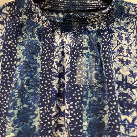 Susan Graver Chiffon Smocked Neck Fully Lined Top Navy 1X - Picture 3 of 5